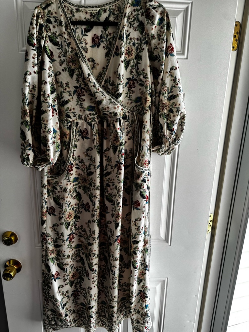 Max Studio Cream Floral Maxi Dress with Puff Sleeves - Picture 3 of 3